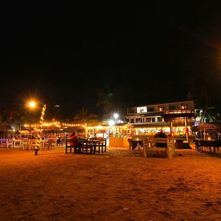 Ritas Hotel Hikkaduwa Exterior foto
