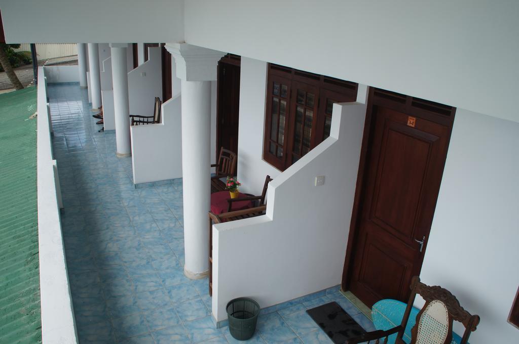 Ritas Hotel Hikkaduwa Zimmer foto